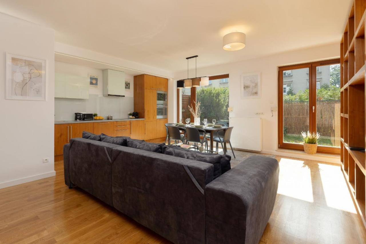 Old Mokotow Spacious Two-Bedroom Apartment By Noclegi Renters Warsaw Exterior photo